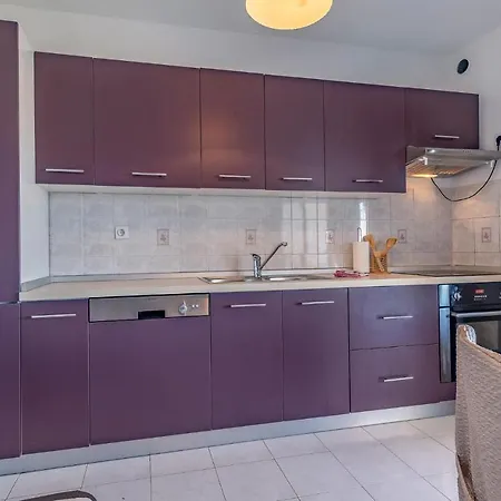 Semesterbostad Cozy In With Kitchen *