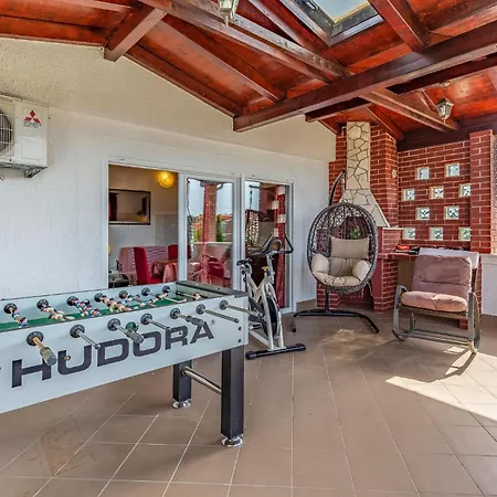 Holiday Home Pomer 08