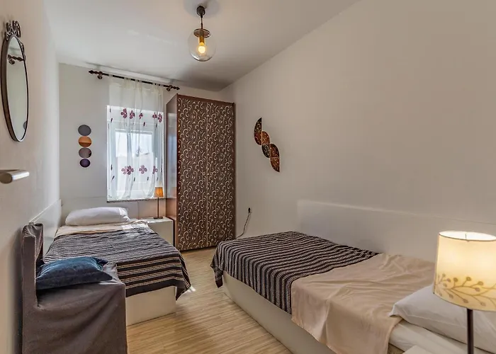 Ferienhaus Holiday Home Pomer 08